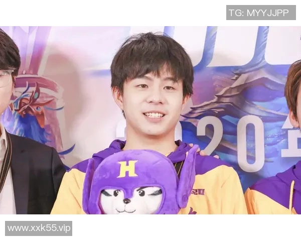 南京Hero逆袭KPL的传奇之路展现电竞团队的拼搏精神与荣耀梦想