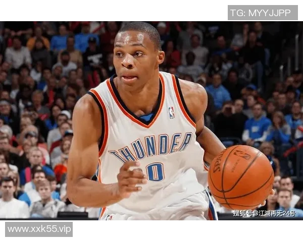 雷霆队首轮惨遭横扫,威少面临连续三年一轮游 雷霆队首轮惨遭横扫,威少面临连续三年一轮游